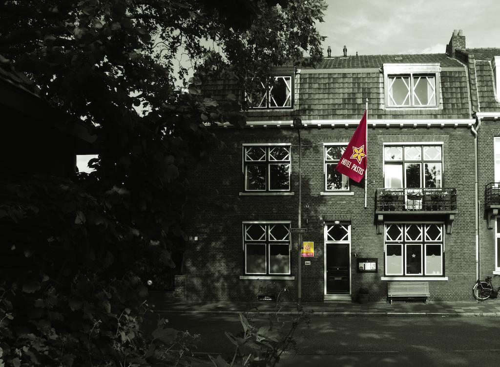 Hotel Logis Pastis à Maastricht Extérieur photo