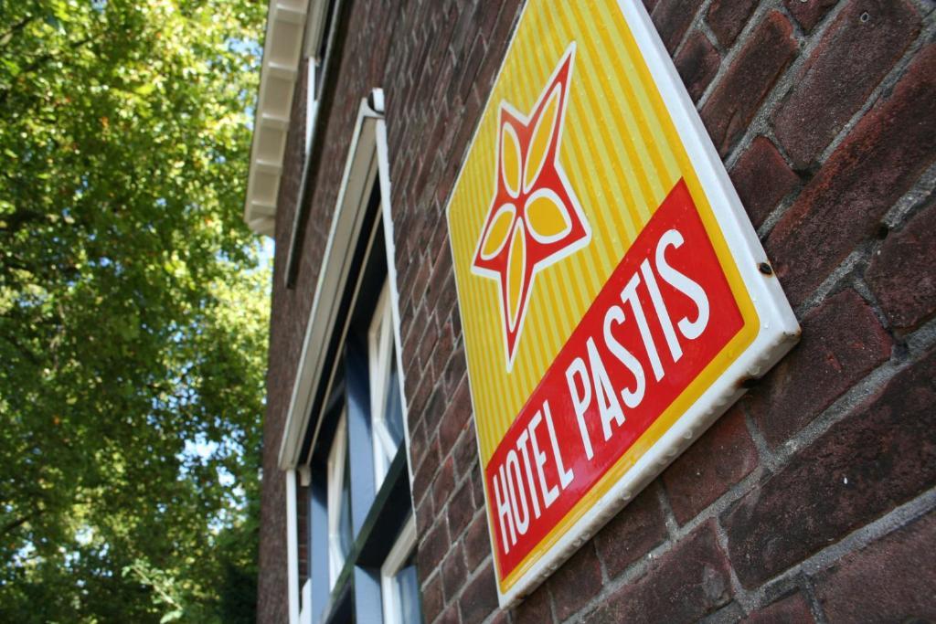 Hotel Logis Pastis à Maastricht Extérieur photo