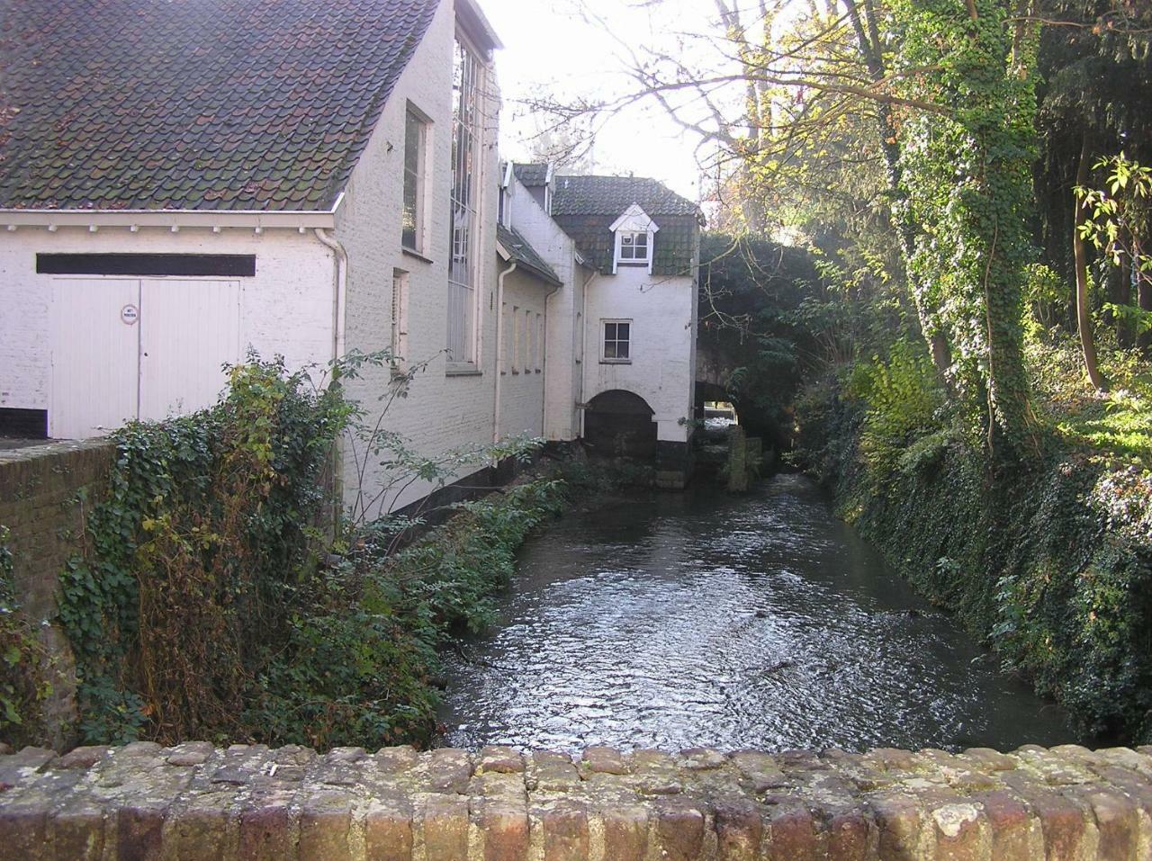 Hotel Logis Pastis à Maastricht Extérieur photo