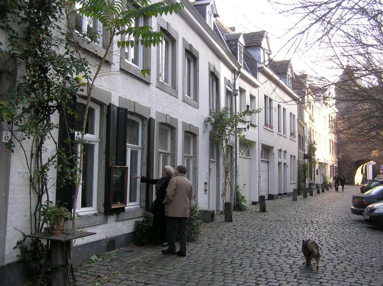 Hotel Logis Pastis à Maastricht Extérieur photo